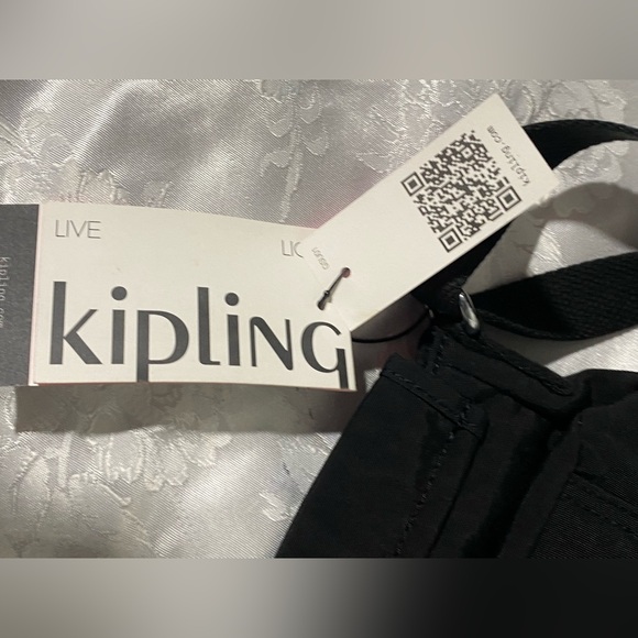 Kipling Sabian Crossbody Mini Bag In Black
Approx. 7.75" W x 5.75" H x 3.25" D - Picture 7 of 7